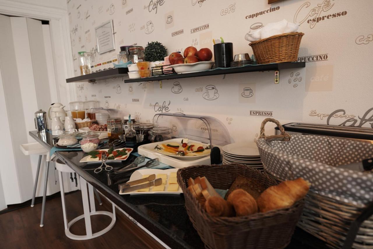 Hotel Wurster Kroog เบรเมอร์ฮาเฟิน ภายนอก รูปภาพ