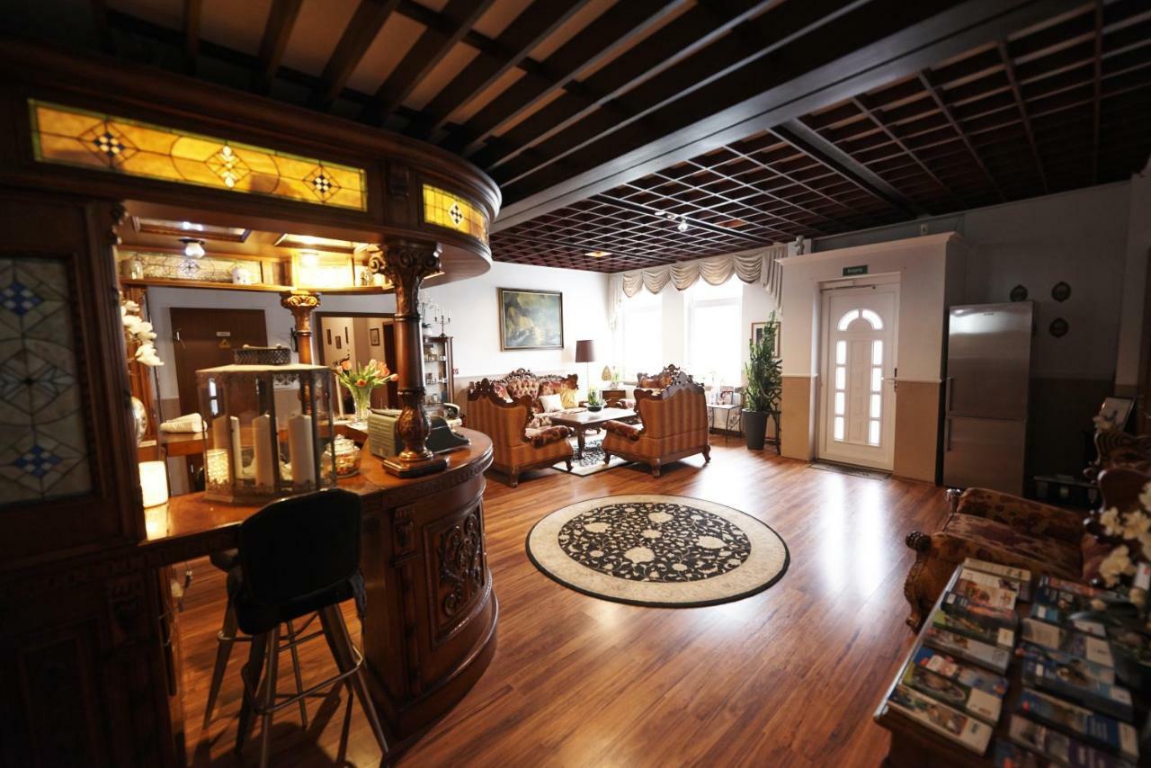 Hotel Wurster Kroog เบรเมอร์ฮาเฟิน ภายนอก รูปภาพ